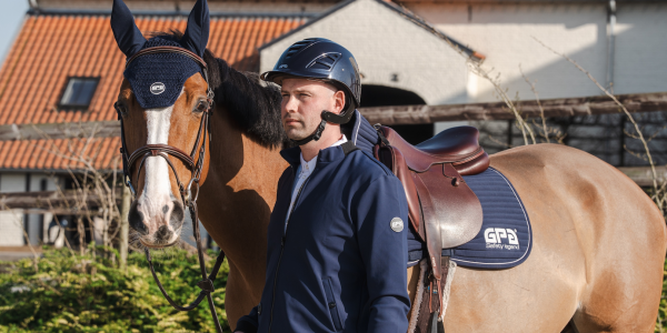 Comment choisir sa bombe d'équitation : le guide complet
